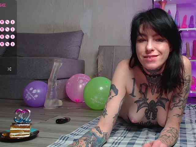 ArinaTheKink webcam