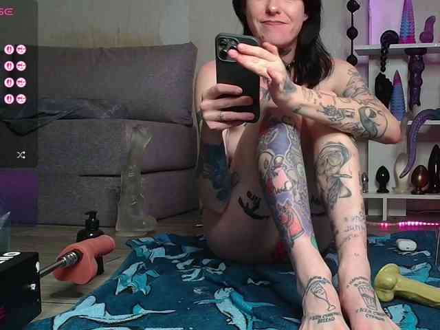 ArinaTheKink webcam