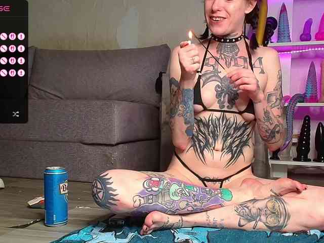 ArinaTheKink webcam
