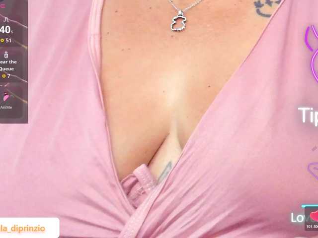 isabella-diprinzio live cam on BongaCams