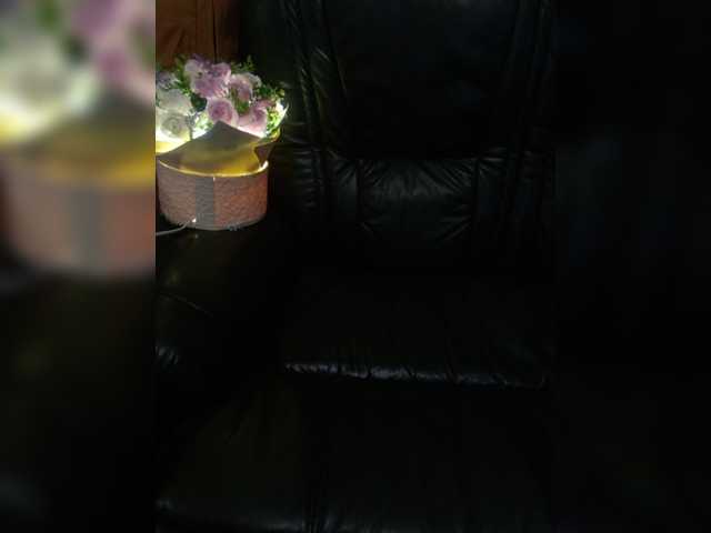swwoman1 live cam on BongaCams