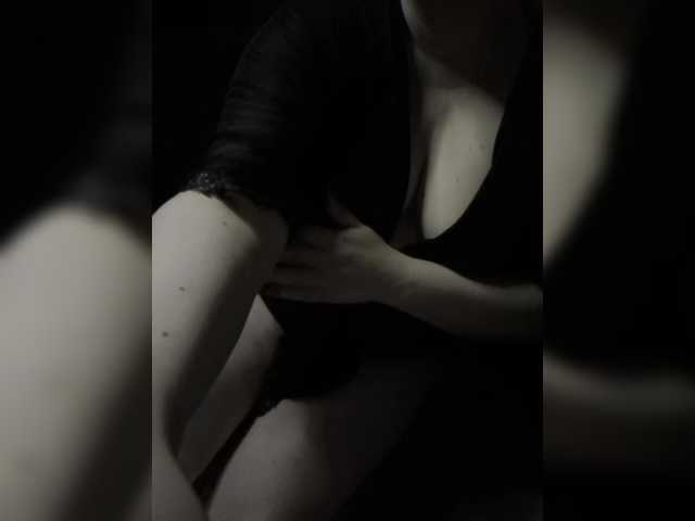 swwoman1's BongaCams show and profile