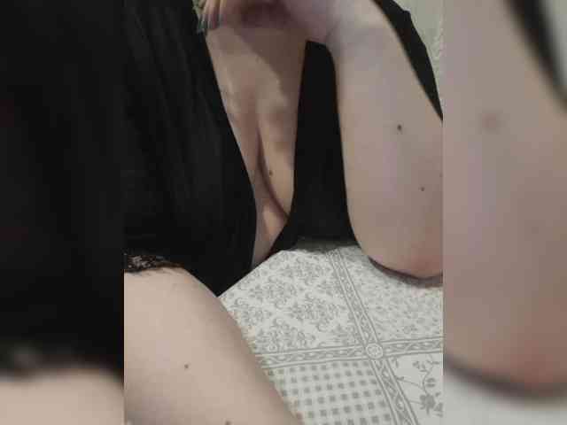 swwoman1 webcam