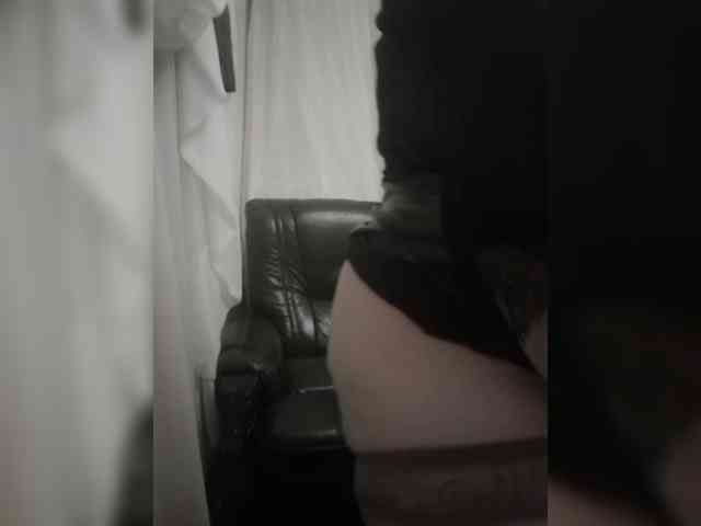 swwoman1 webcam