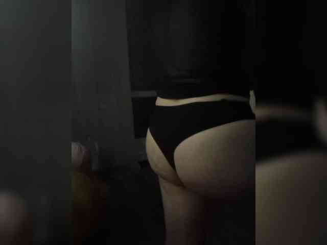 swwoman1 webcam