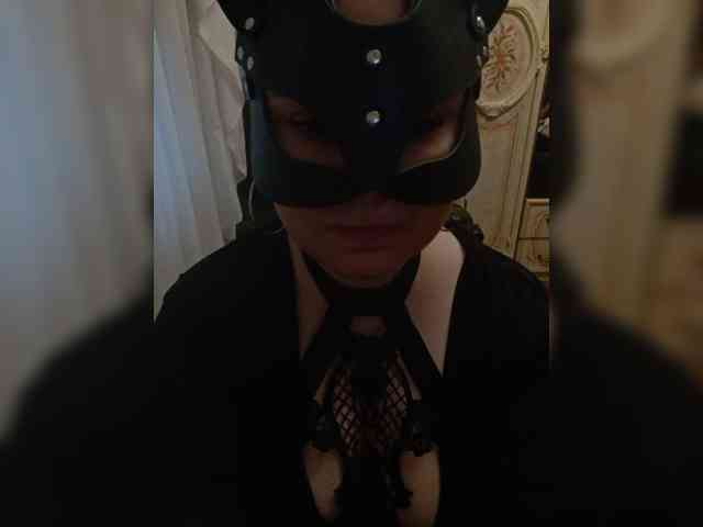 swwoman1 webcam