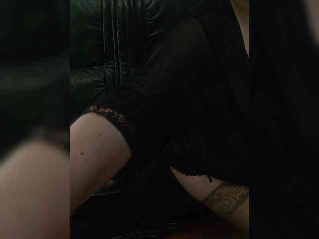 swwoman1 webcam