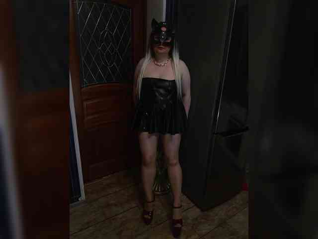 swwoman1 webcam