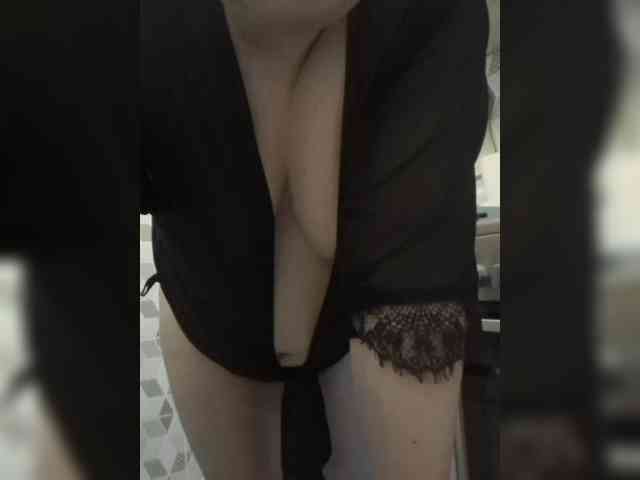 swwoman1 webcam