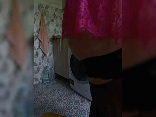 swwoman1 webcam