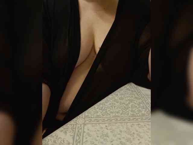 swwoman1 webcam