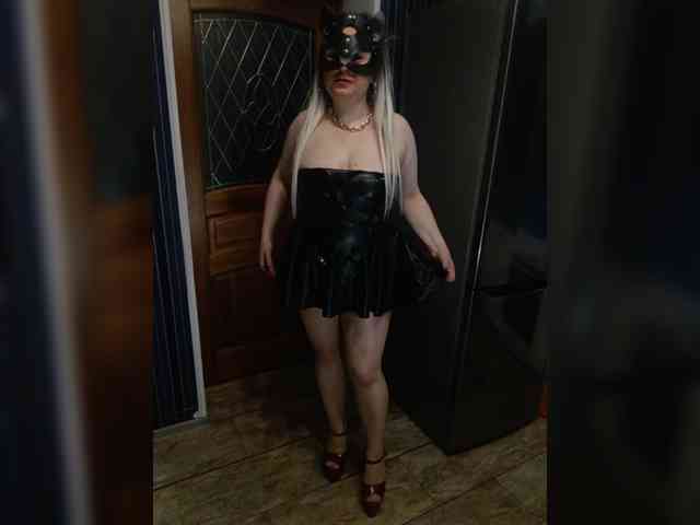 swwoman1 webcam