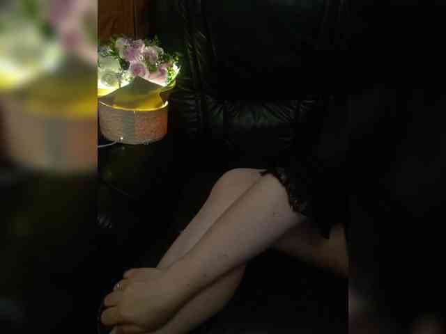 swwoman1 webcam