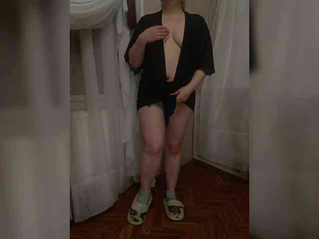 swwoman1 webcam