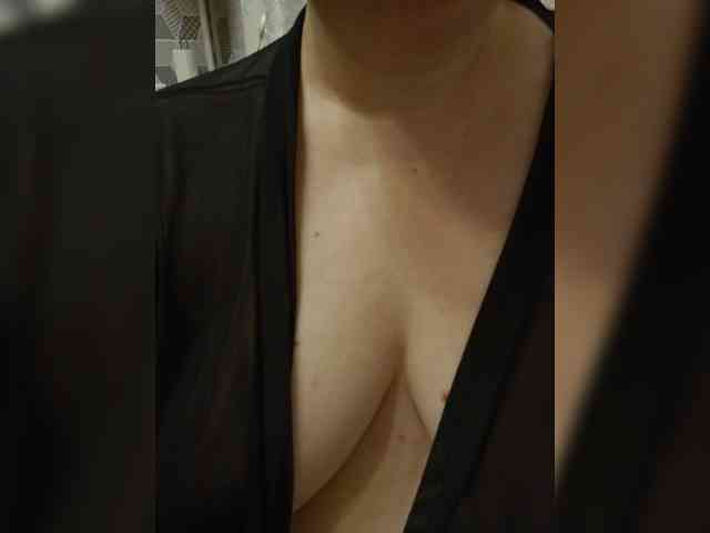 swwoman1 webcam