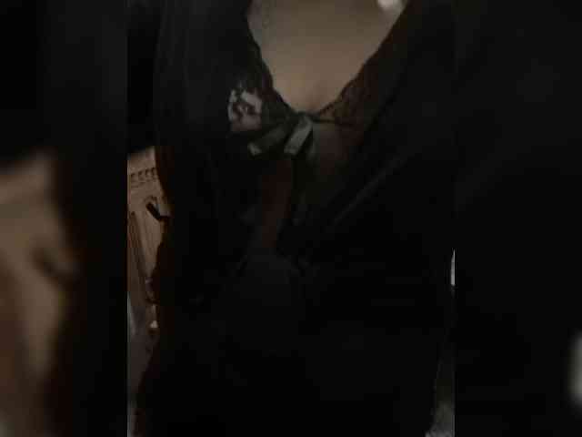 swwoman1 webcam