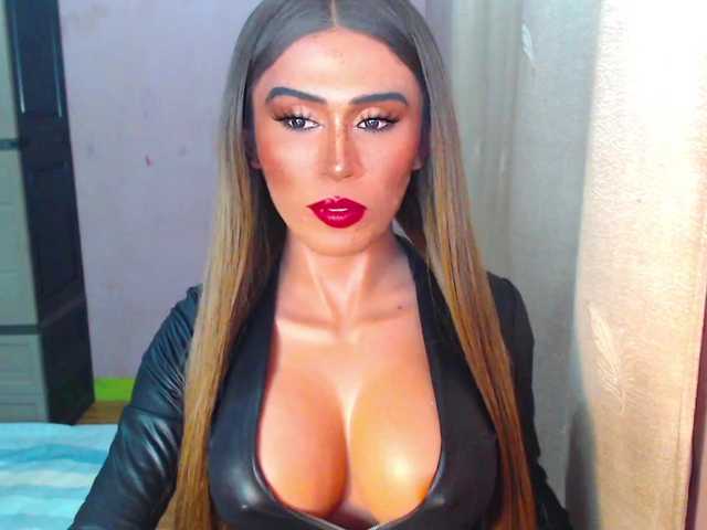 Lustscarlettex live cam