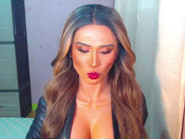 Lustscarlettex live cam