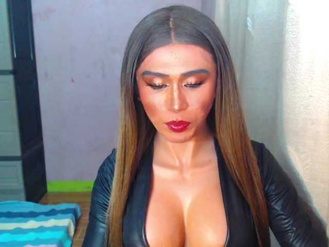 Lustscarlettex live webcam show