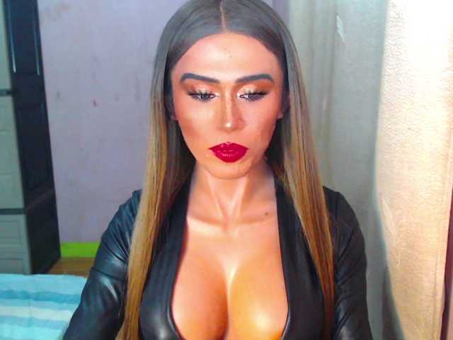 Lustscarlettex live cam