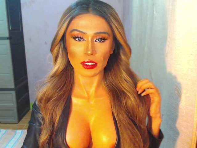 Lustscarlettex live cam on BongaCams