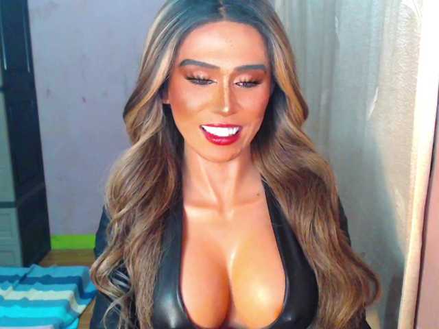 Lustscarlettex live webcam show