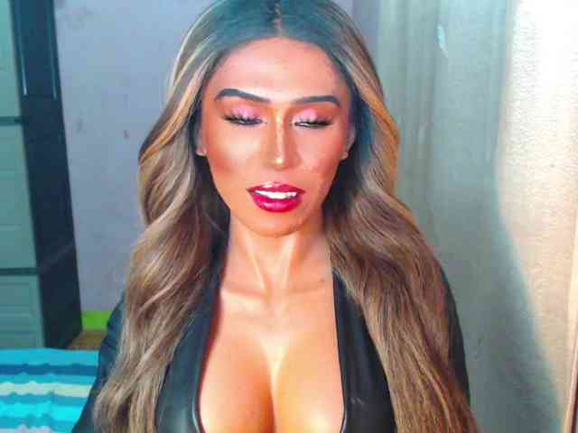 Lustscarlettex Live Webcam on BongaCams