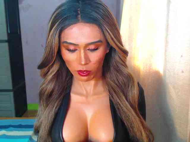 Lustscarlettex Live Webcam on BongaCams