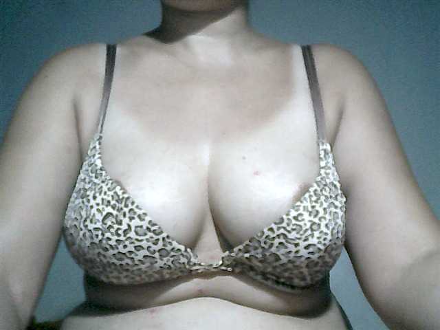 Dalialicious28 webcam