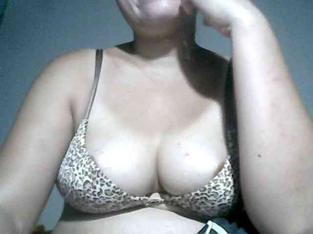 Dalialicious28 webcam