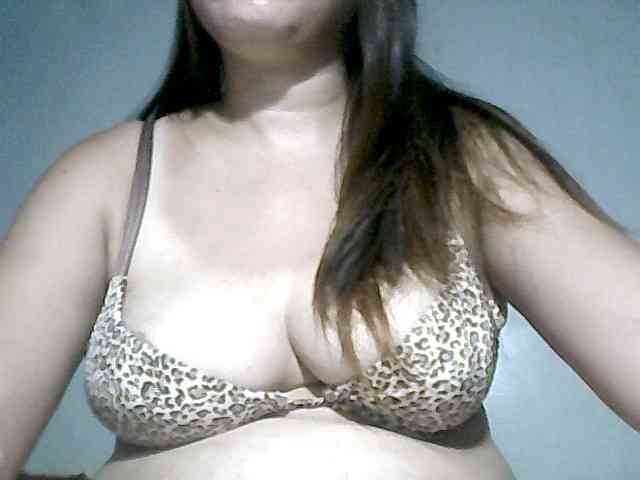 Dalialicious28 webcam