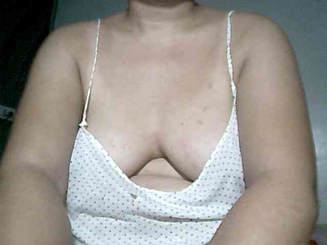 WildFUCKINGSpecial webcam