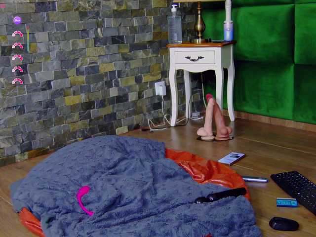 SelenSummer live cam on BongaCams