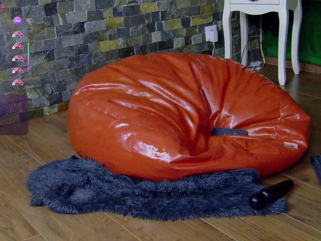 SelenSummer live cam on BongaCams