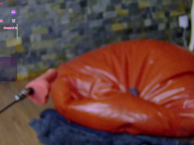 SelenSummer live cam on BongaCams