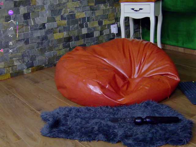 SelenSummer live cam on BongaCams