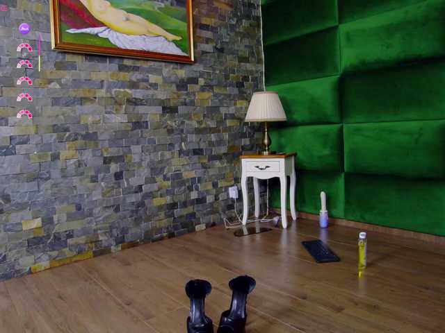 SelenSummer live cam on BongaCams