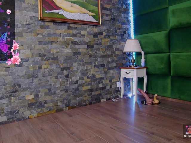 SelenSummer's BongaCams show and profile