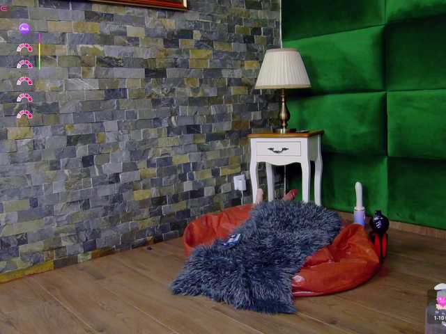 SelenSummer live cam on BongaCams