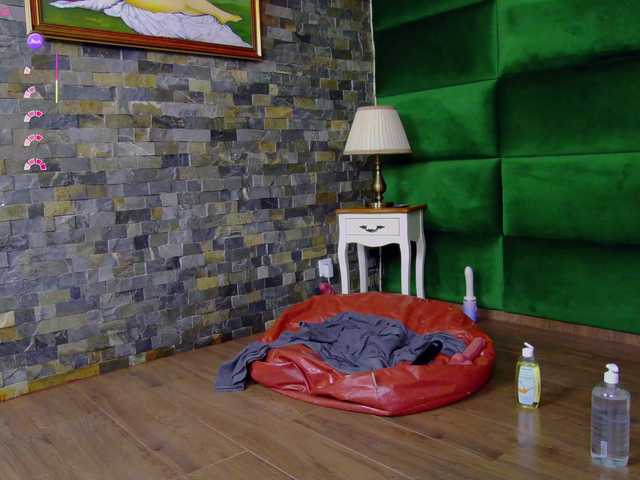 SelenSummer live cam on BongaCams