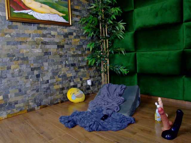 SelenSummer live cam on BongaCams
