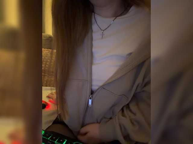 sweetkarinaa, live now on BongaCams
