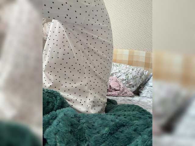 SweetKarinaa's BongaCams show and profile