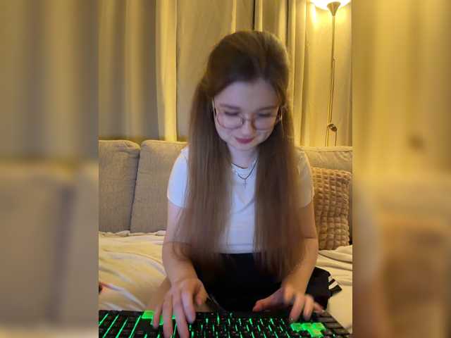 sweetkarinaa live cam on BongaCams