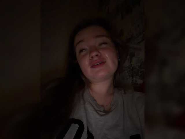 SweetKarinaa's BongaCams show and profile