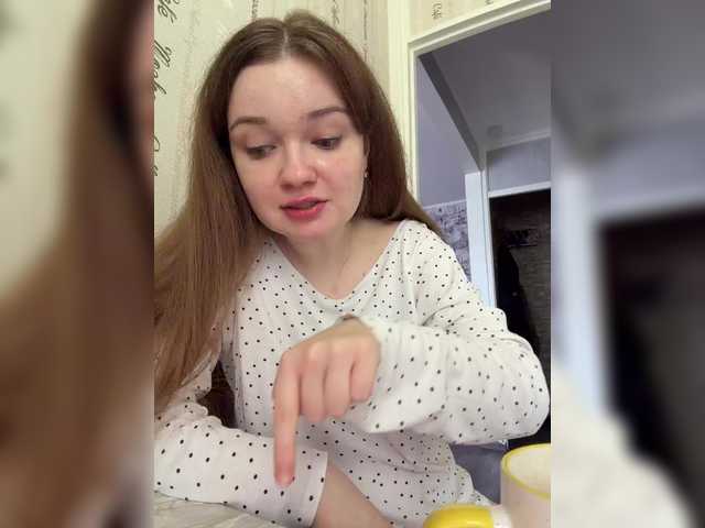 SweetKarinaa's BongaCams show and profile