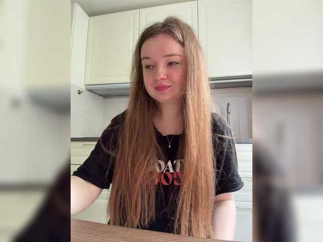 sweetkarinaa live cam on BongaCams