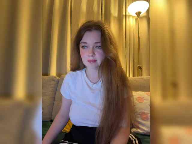 LadyLisichka webcam