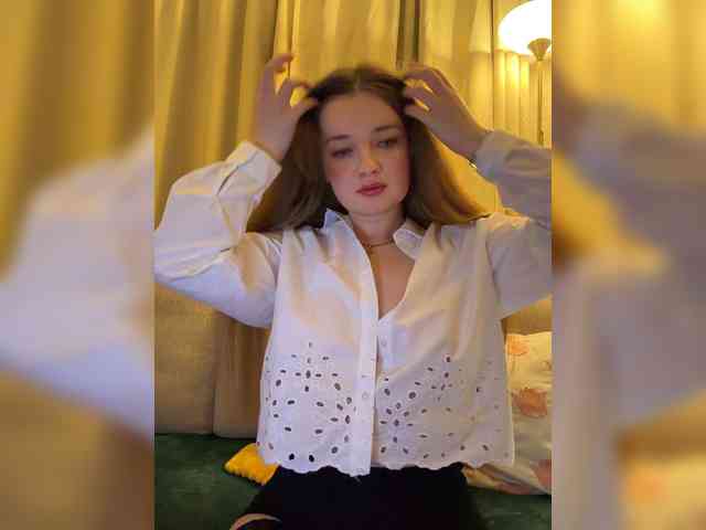 LadyLisichka webcam