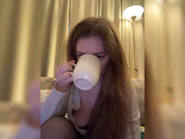 LadyLisichka webcam